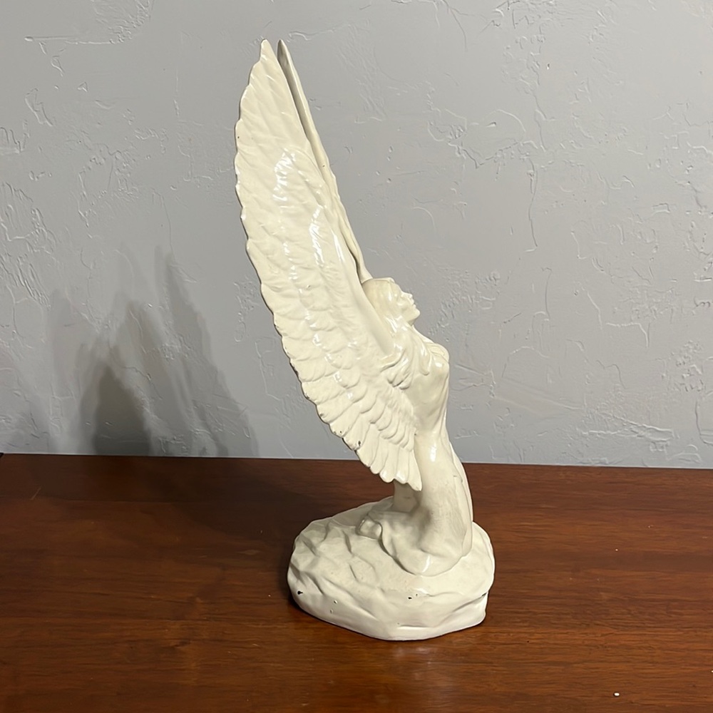 ❣️Native American First People White Ceramic Sculpture of Woman with Wings 🦅❣️ - Picture 6 of 11